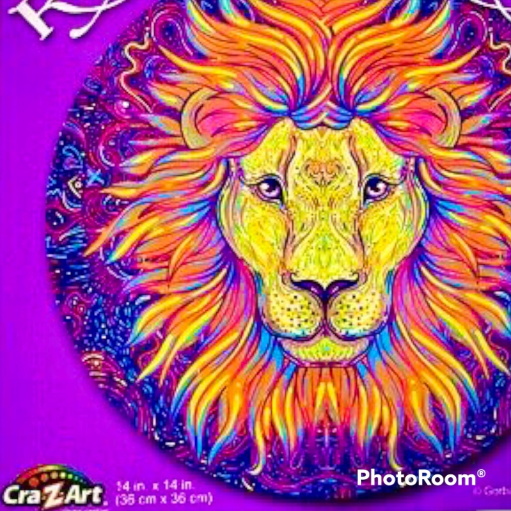 🦁 MAJESTIC LION ROUND PUZZLE 🦁 - Picture 3 of 3